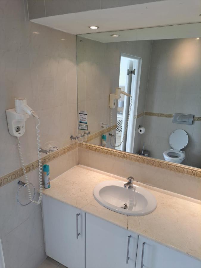 3 Bedroom Sea Facing Family Apartment Cape Town Moullie Point Экстерьер фото