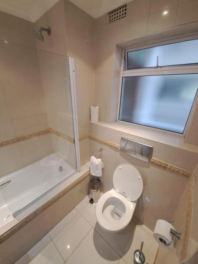3 Bedroom Sea Facing Family Apartment Cape Town Moullie Point Экстерьер фото