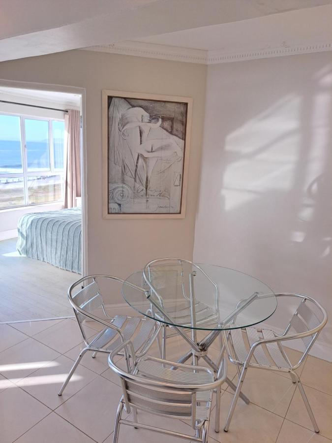 3 Bedroom Sea Facing Family Apartment Cape Town Moullie Point Экстерьер фото